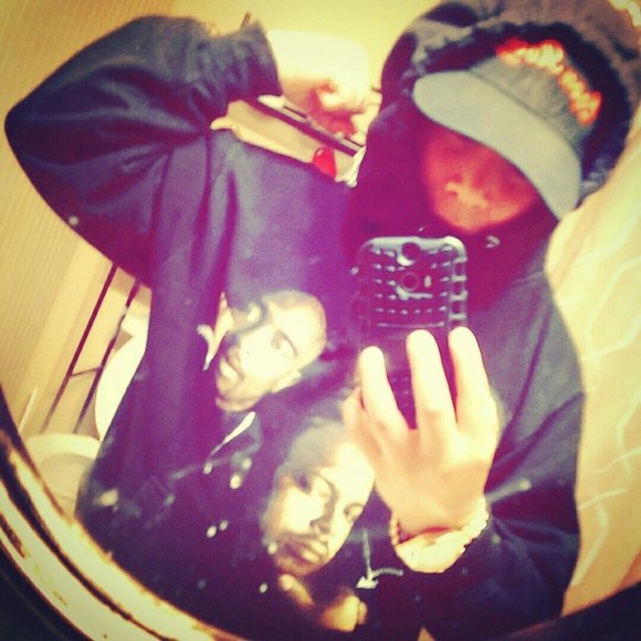 Meet your Posher, Max - Picture 1 of 1