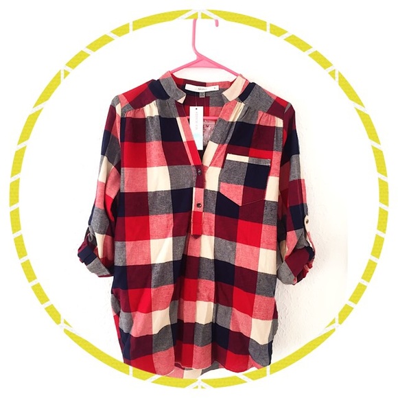 Plaid top size M
