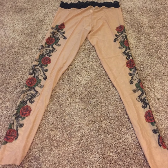 Tattoo leggings
