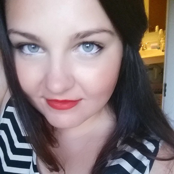 Meet your Posher, Em