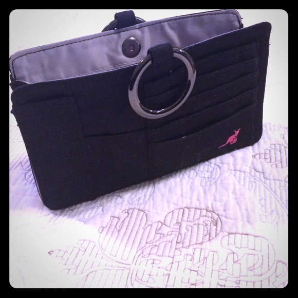 Pouchee Purse organizer