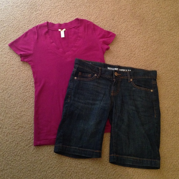 Knee length (dark) shorts