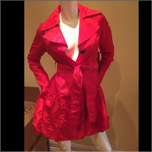 Coffeeshop sz small nwt dress trench coat