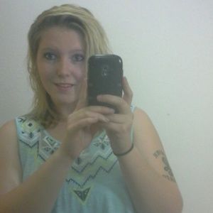 Meet your Posher, Haley