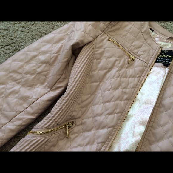 XS gorgeous guess quilted leather jacket! - Picture 3 of 4