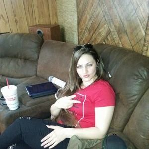 Meet your Posher, Logan