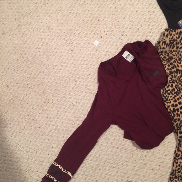 Vs pink sweater shirt