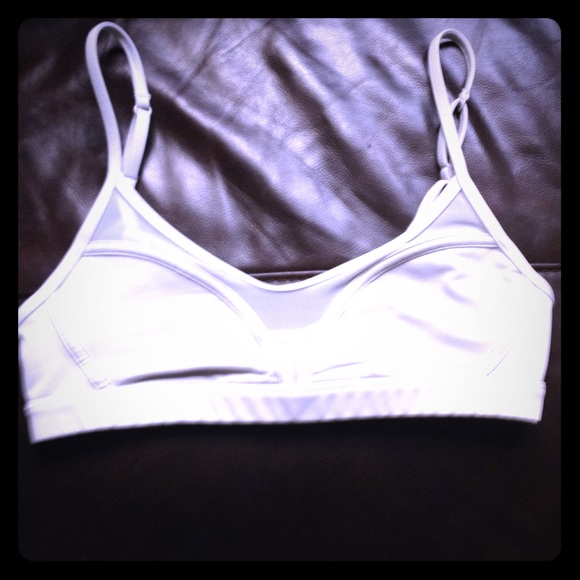 Size 6 lululemon Dance to Yoga bra