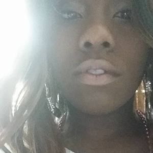 Meet your Posher, Tiara