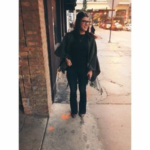 Meet your Posher, Emma