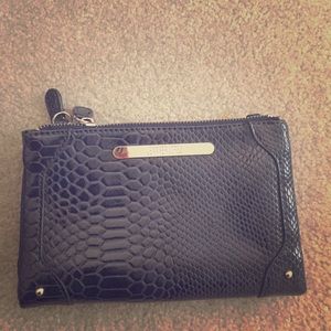 Jennifer Lopez wallet