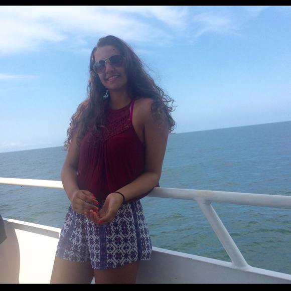 Meet your Posher, Isabel - Picture 1 of 1