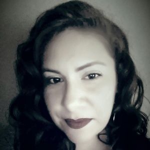 Meet your Posher, Ana