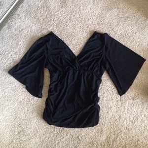 Flattering Kiyonna Kiera black kimono-sleeve top