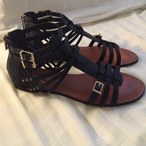 Jessica Simpson black leather strappy sandals