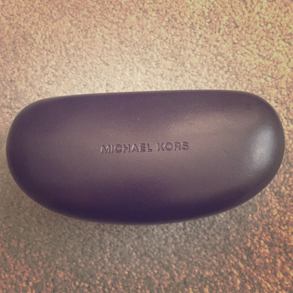Michael kors sunglasses case