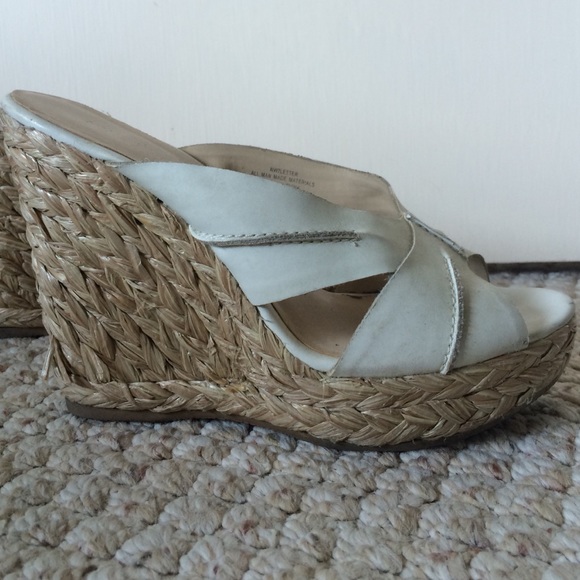 Nine West platform sandals!