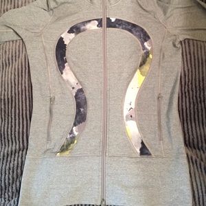 Lululemon stride jacket