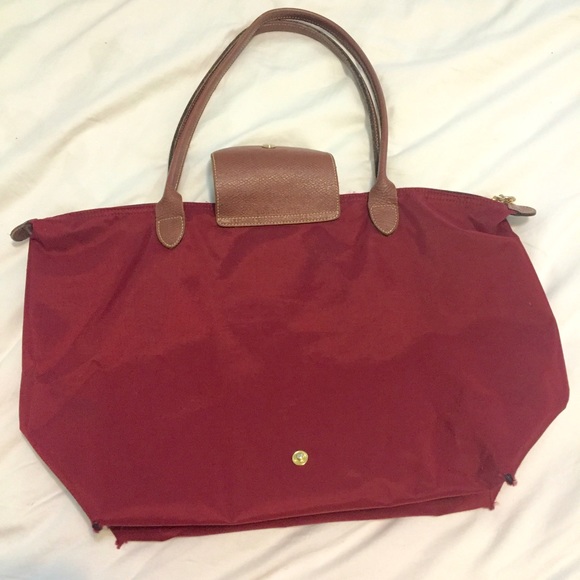 Long champ medium size hand bag
