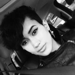 Meet your Posher, Savanna