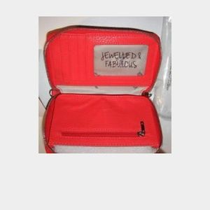 Jewel by Thirty One Rolling Jewel Wallet in Coral