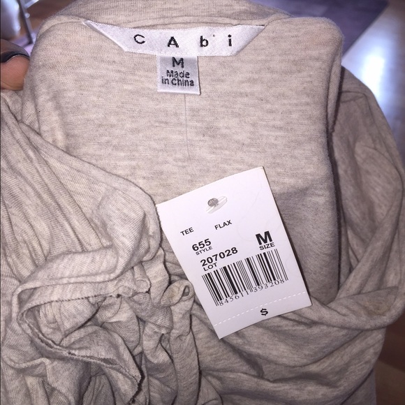CAbi Tops - CAbi ruffle detail tee in heathered cream SALE! CAbi Tops - CAbi ruffle detail tee in heathered cream SALE!