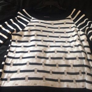 Long sleeve sweater crop top