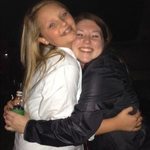 Meet your Posher, Leslie