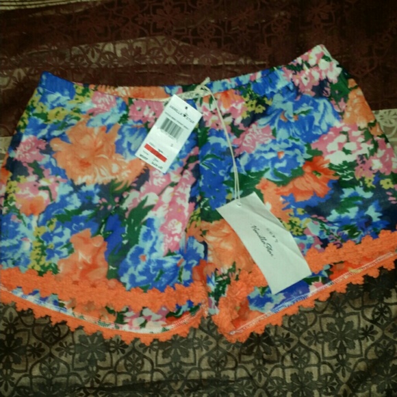 Chiffon multicolored shorts