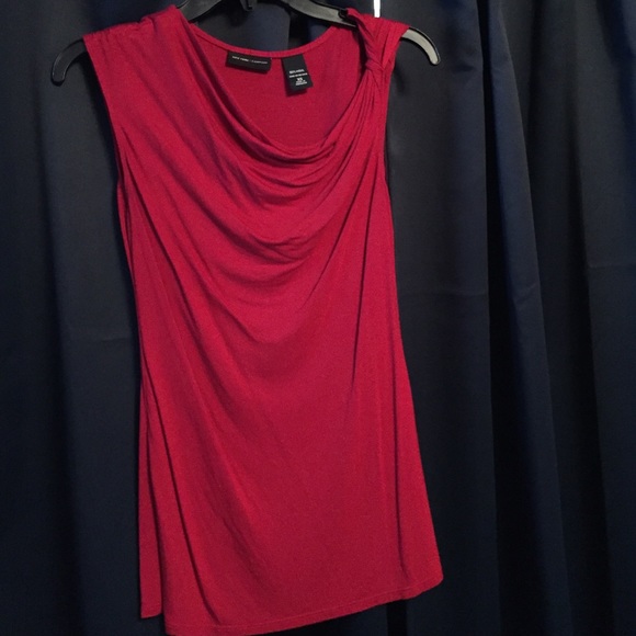 Top - Picture 1 of 1