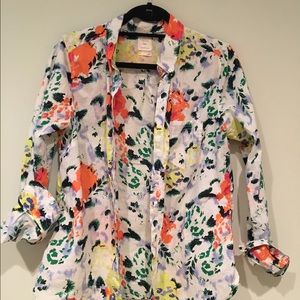 Floral button up. Medium gap!
