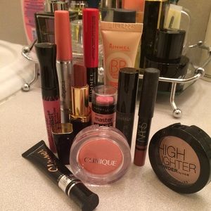 Makeup bundle of brand names deal of lifetime