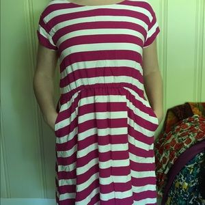 Gap fall dress with pockets. Medium size!