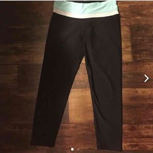 Yoga/workout crop pants