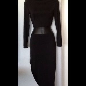 SOLD!2 piece long sleeve crop top with hi-lo skirt