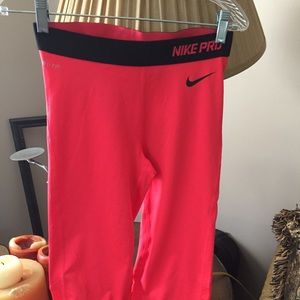 Nike pro Dri-fit NWT