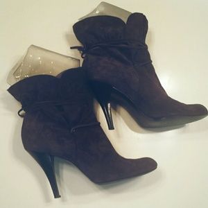 *Reduced* Calvin Klein Booties! Size 7.5