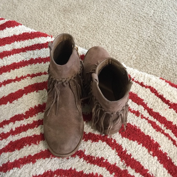 Ankle boots