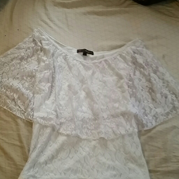 White lace shirt - Picture 1 of 2