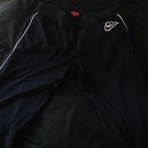 Black highly requested Nike Joggers!!!😝