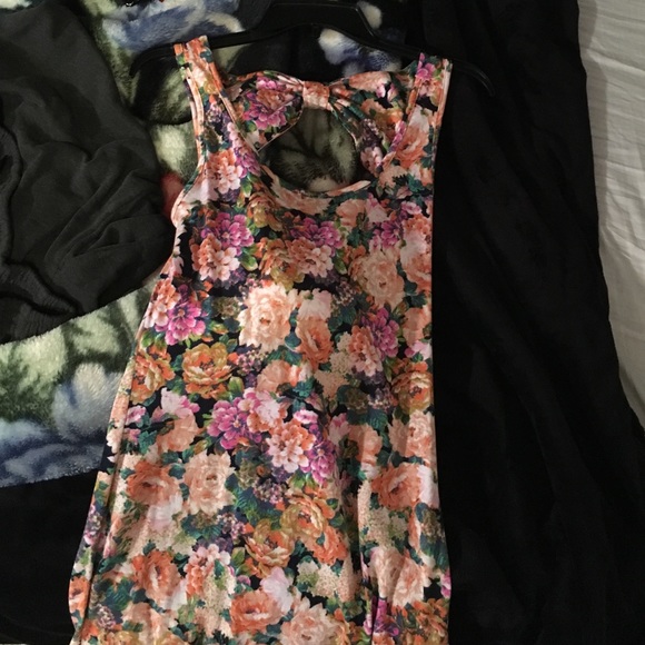 New forever 21 floral dress