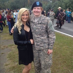 Meet your Posher, Kendra