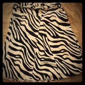 Zebra print plus size skirt.