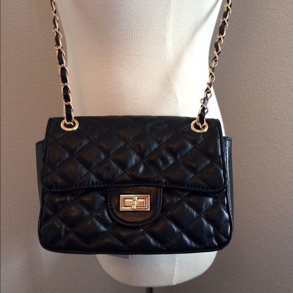 LAST ONE!! Black quilted shoulder bag - Picture 2 of 3