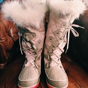 Sorel Women's Fur-Lined Snow Boot 2014 Collection