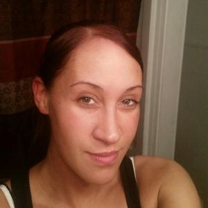 Meet your Posher, Hollie