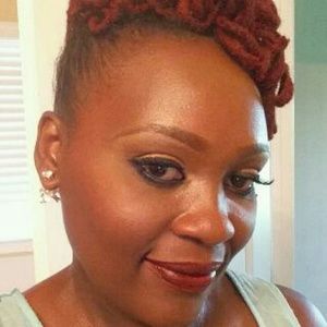 Meet your Posher, Lynette