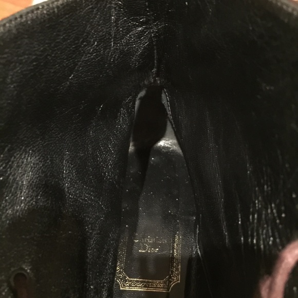 Shoes - Picture 1 of 4