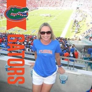 Meet your Posher, Christy