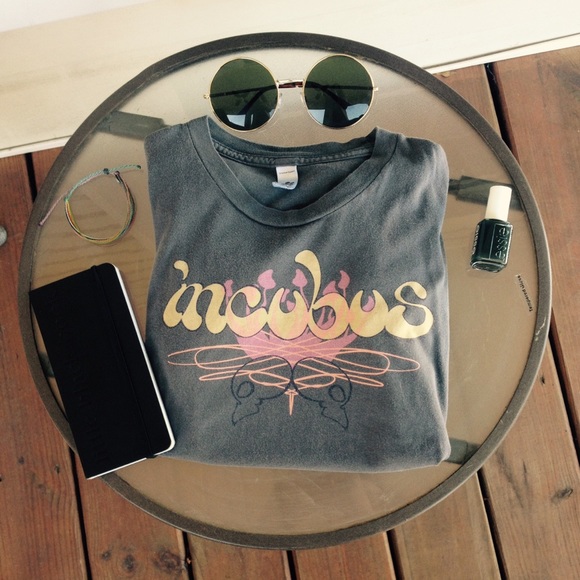 Vintage band tee (incubus)